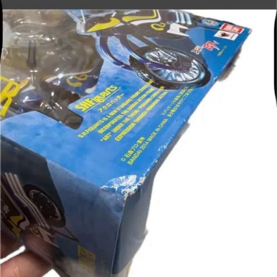 S.H.Figuarts アクロバッター・ 仮面ライダーBLACK RXバンダイ