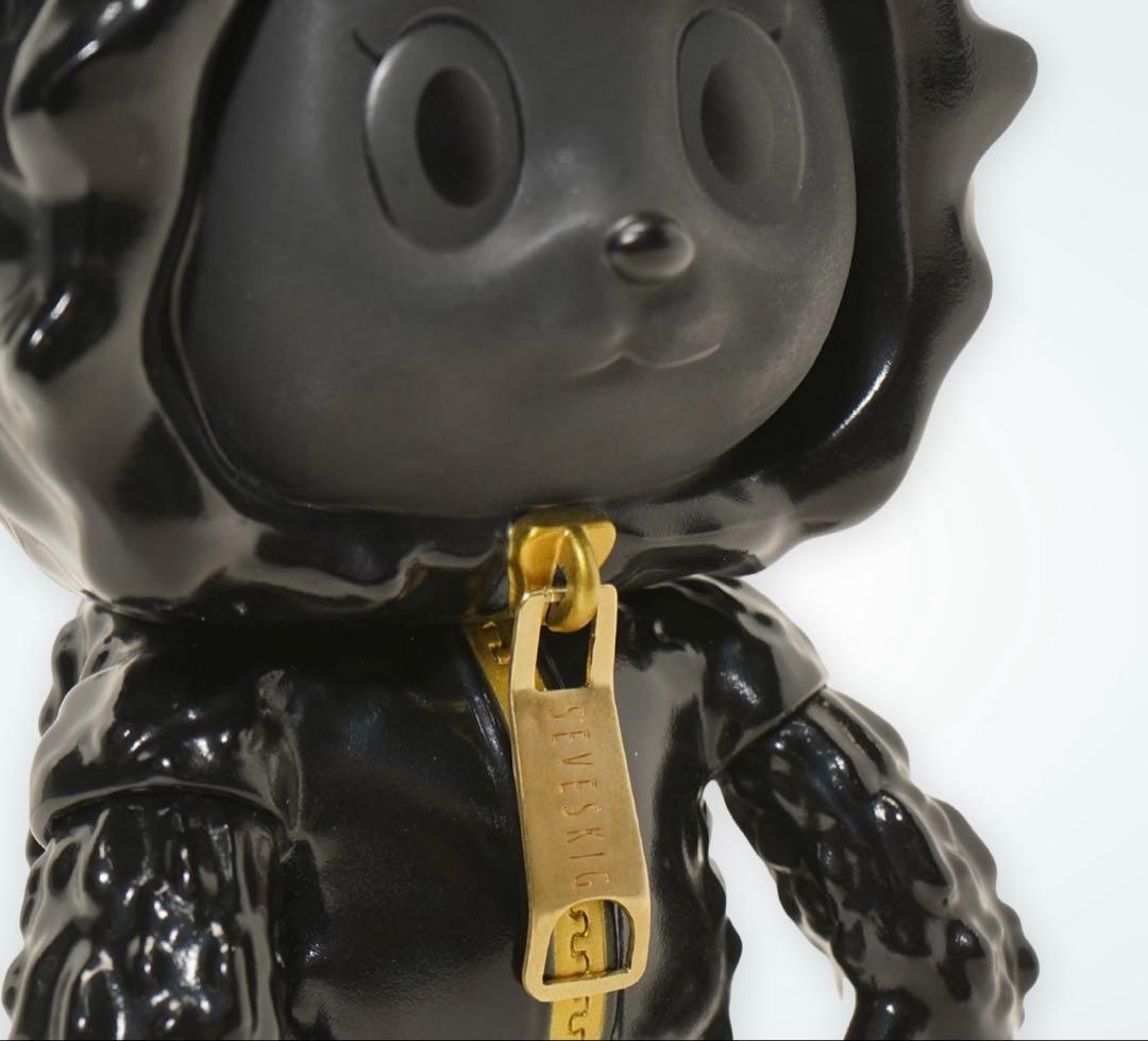 【新品未開封】セヴシグ　スニダン　ゴーヤ怪獣　レオ　SEVESKIG ソフビ