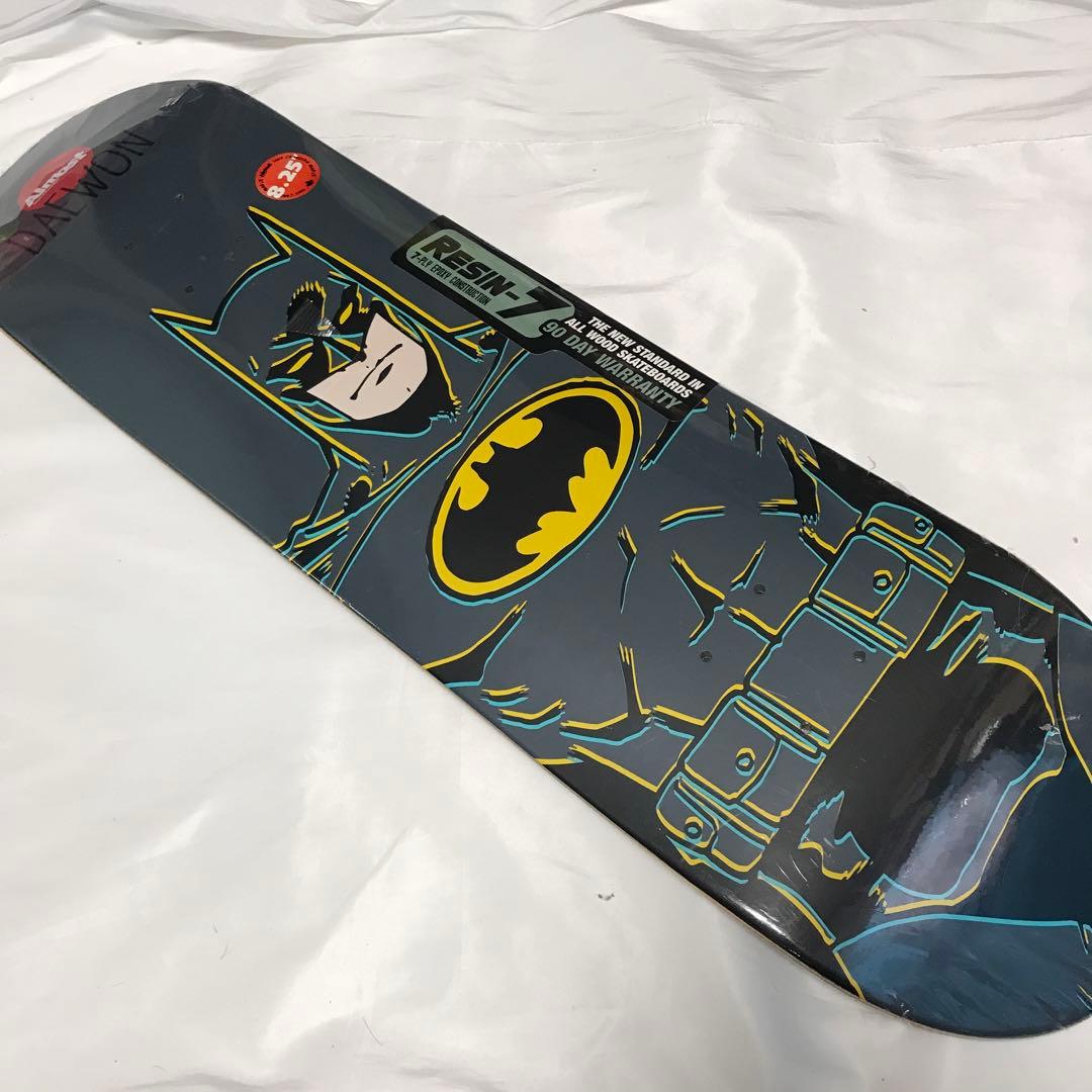 新品未使用　オルモスト　DCコミックコラボ　スケートボード　デッキ　バットマン