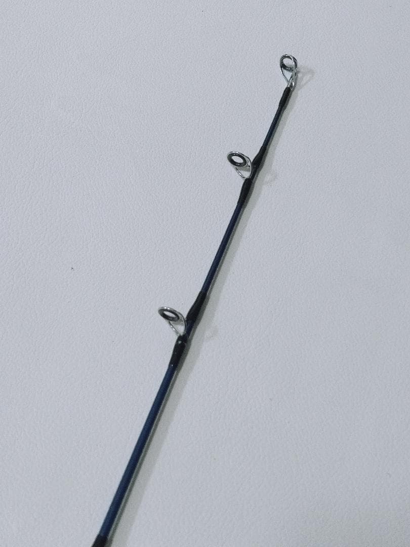美品 DAIWA シーパワーV 80-270 釣り竿　船竿