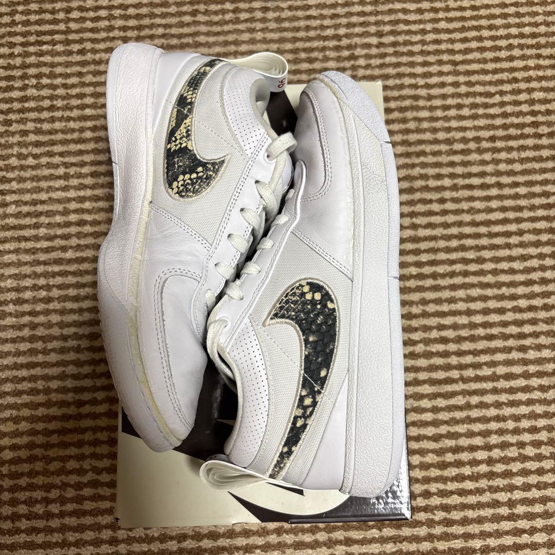 シューズ(男性用) NIKE book 1