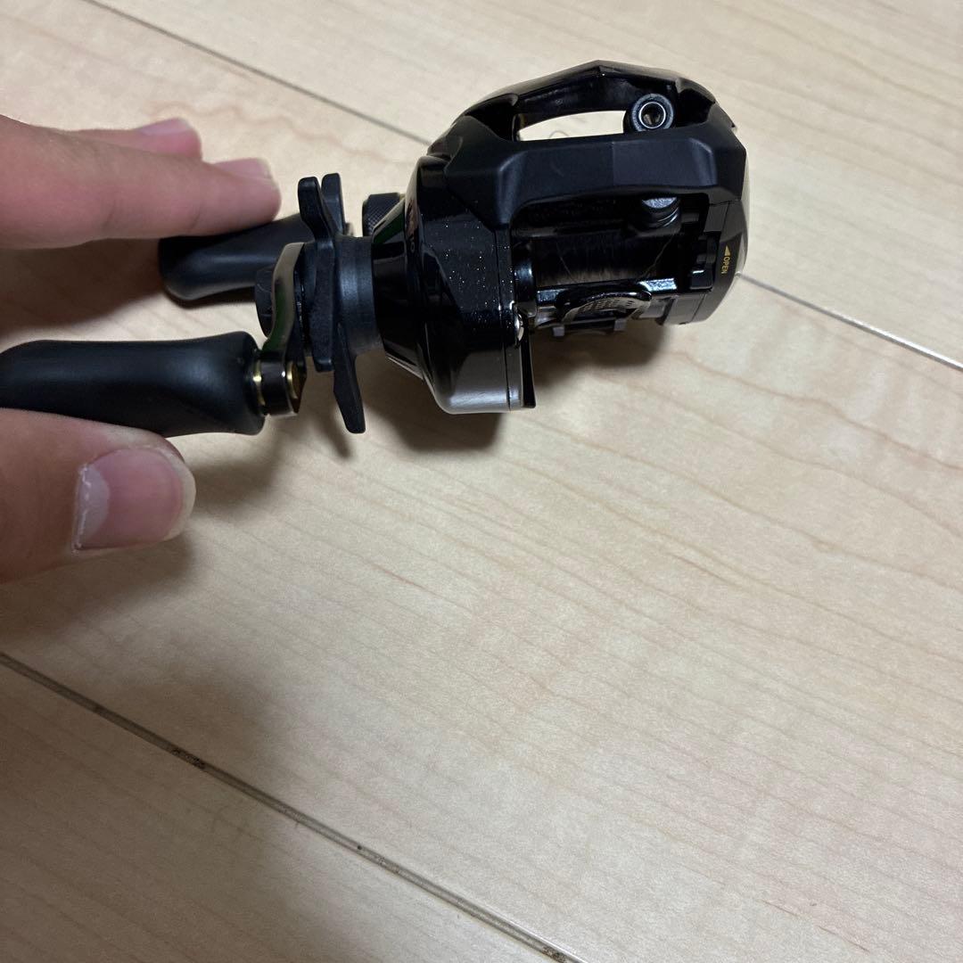 <美品>SHIMANO BASS ONE XT 150 右巻 (ラインカッタ)