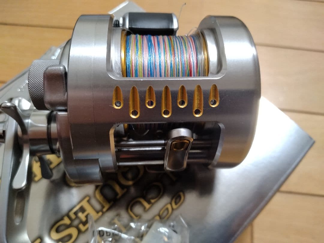 シマノ　SHIMANO オシア カルカッタコンクエスト300タイプJ-HG
