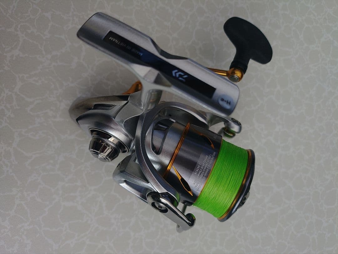 ダイワ 21フリームス3000-CXH 美品