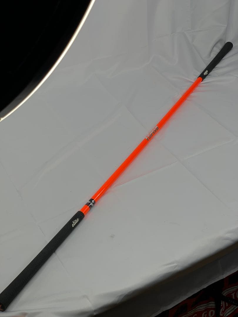 【美品エリートグリップ i.SPEED(アイスピード) ゴルフ練習器具 オレンジ