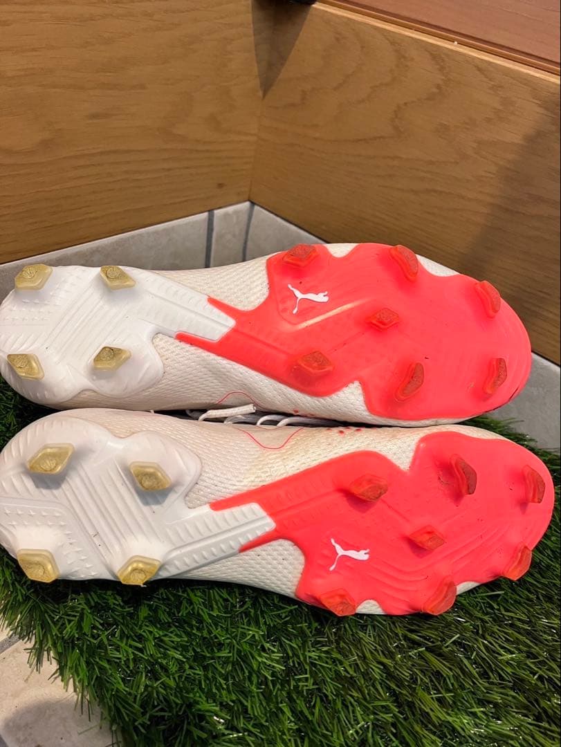 Puma フューチャーFGソール 26cmサッカースパイク プーマ
