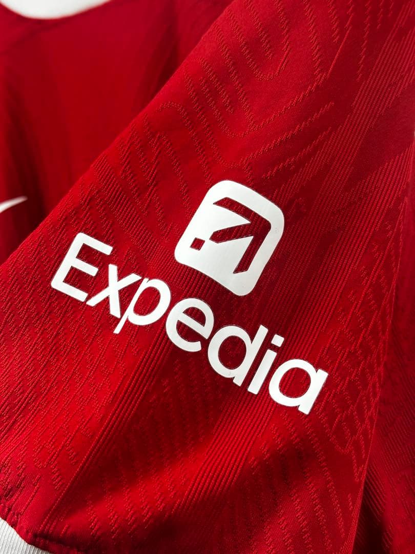 Liverpool 2023-2024 オーセンティック　2XL