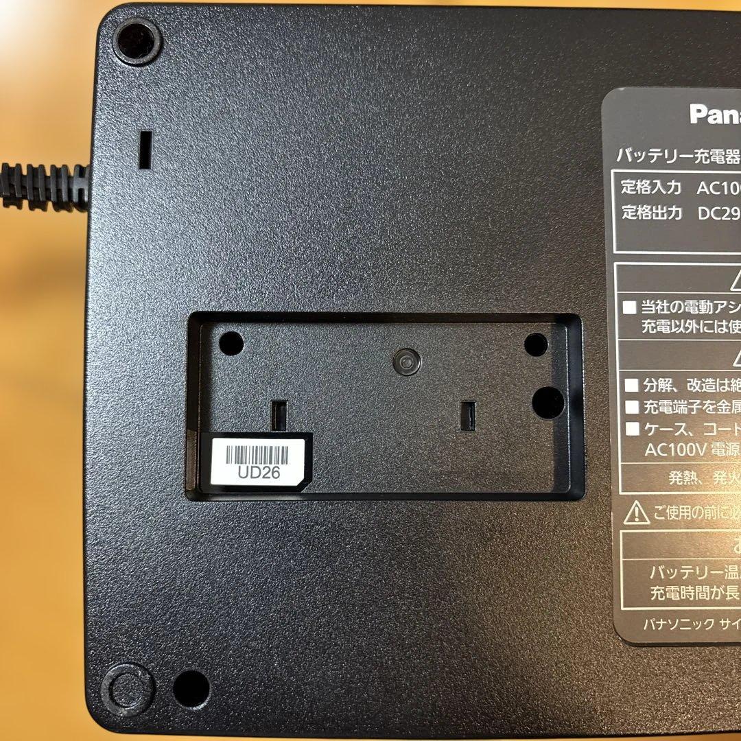 Panasonic 電動自転車 充電器 NKJ069Z1 パナソニック