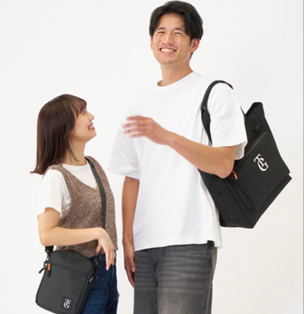 読売　ジャイアンツ　入会記念　特典　トートバッグ　ハンドタオル　カレンダー