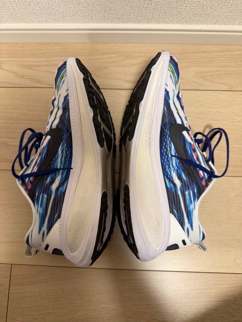 NIKE ボメロ18 27cm