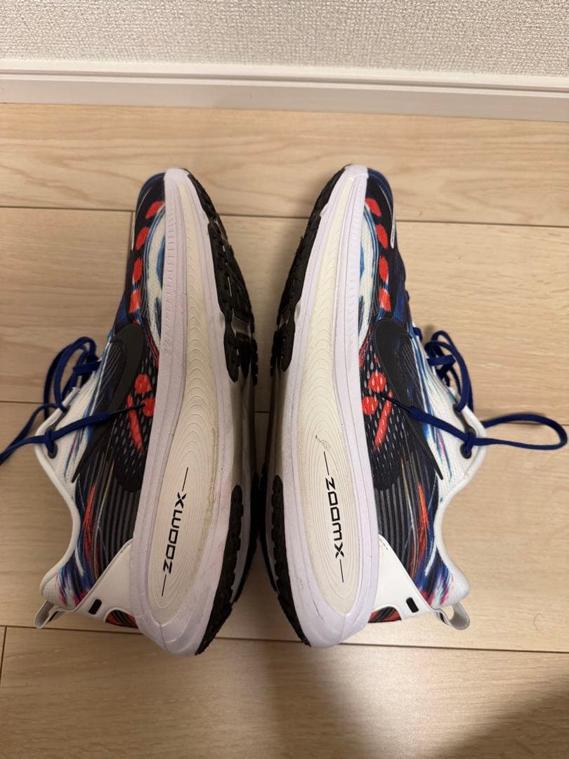 NIKE ボメロ18 27cm