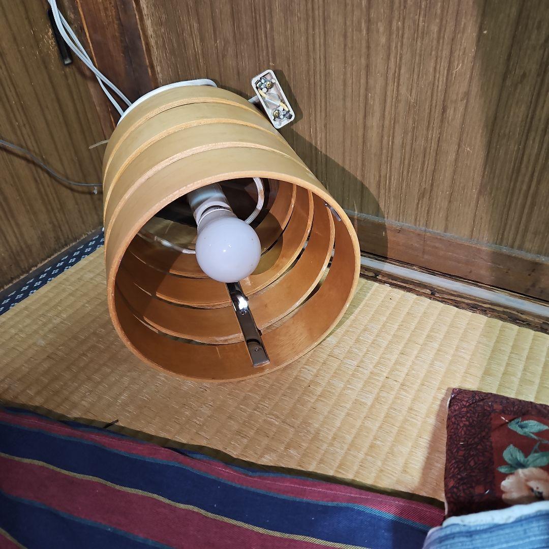 電気シェード