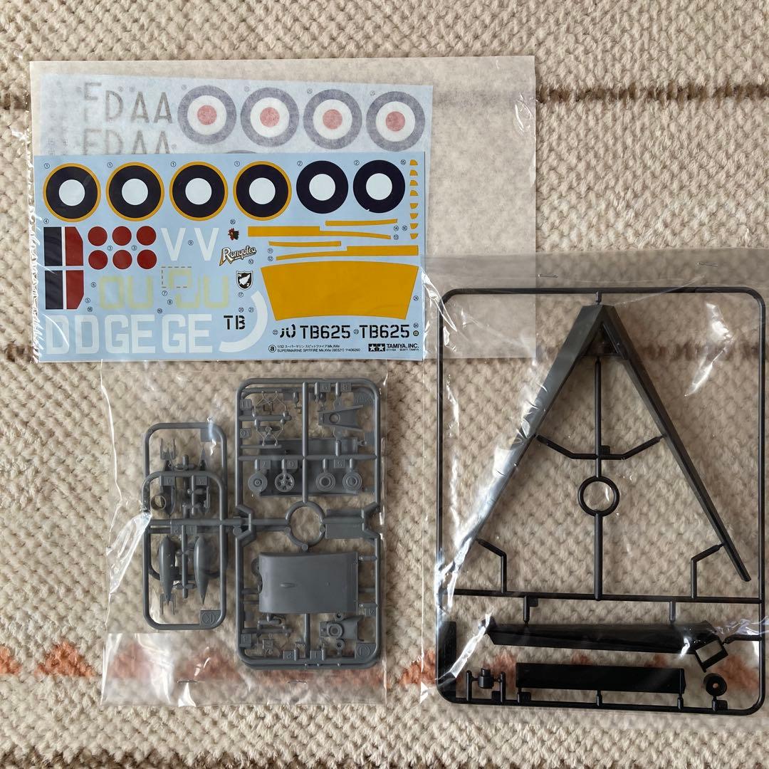 TAMIYA スーパーマリン スピットファイア Mk.XVIe