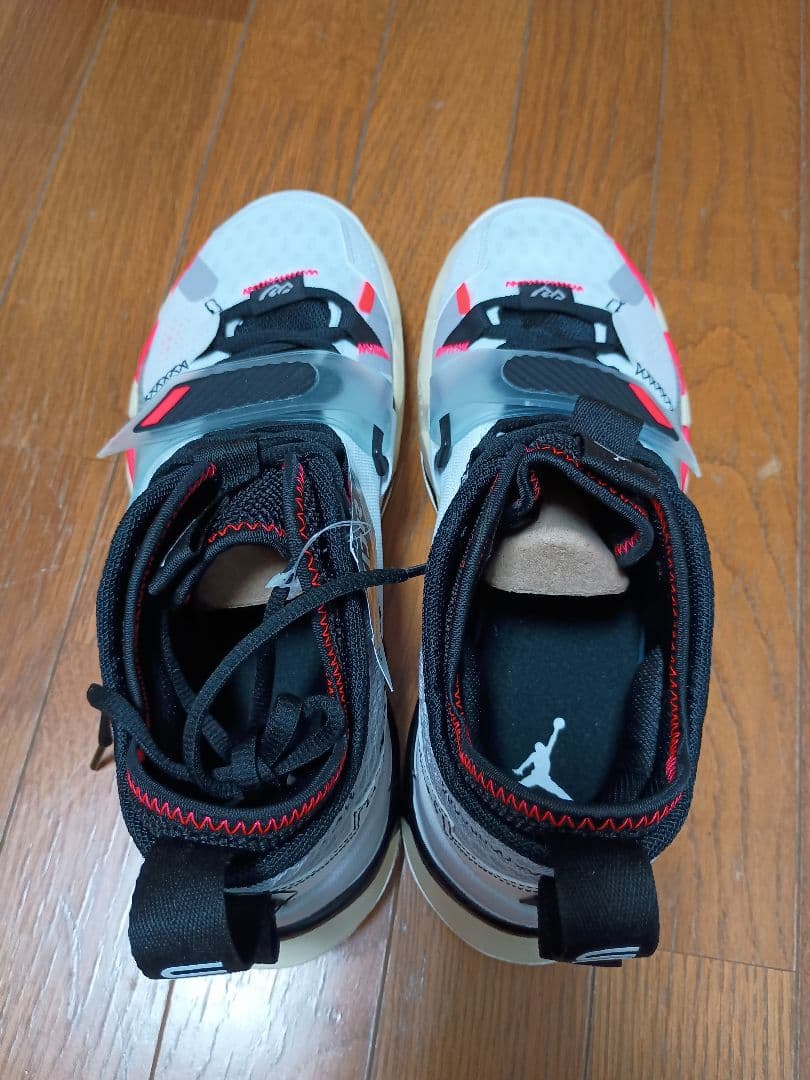 i*5様 新品未使用タグ箱付 NIKE JORDAN WHY NOT ZERO.