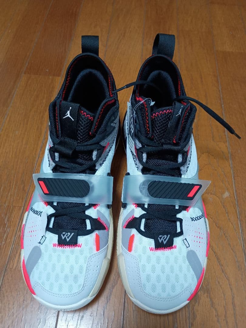 i*5様 新品未使用タグ箱付 NIKE JORDAN WHY NOT ZERO.