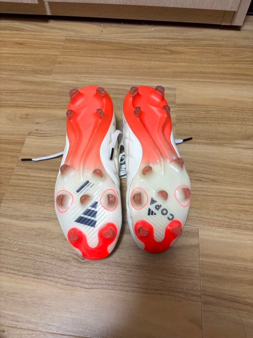 adidasサッカースパイク　コパピュア 2 ELITE KT FG