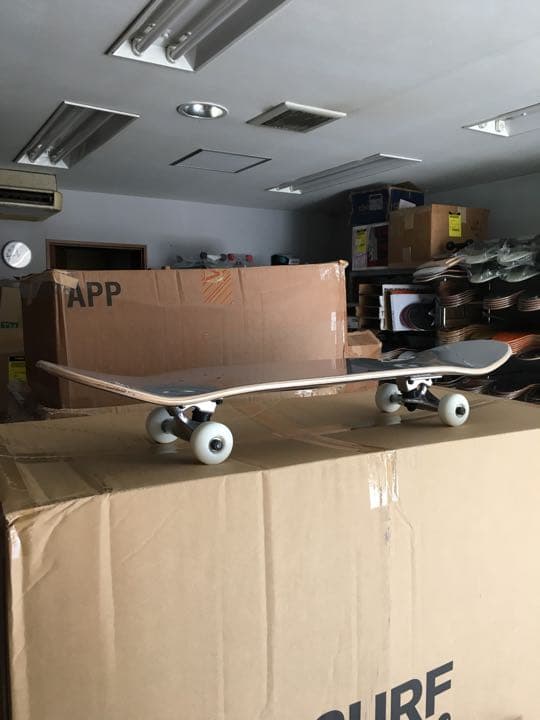 送料無料 新品 USAブランク スケートボード スケボー コンプリート 7.75