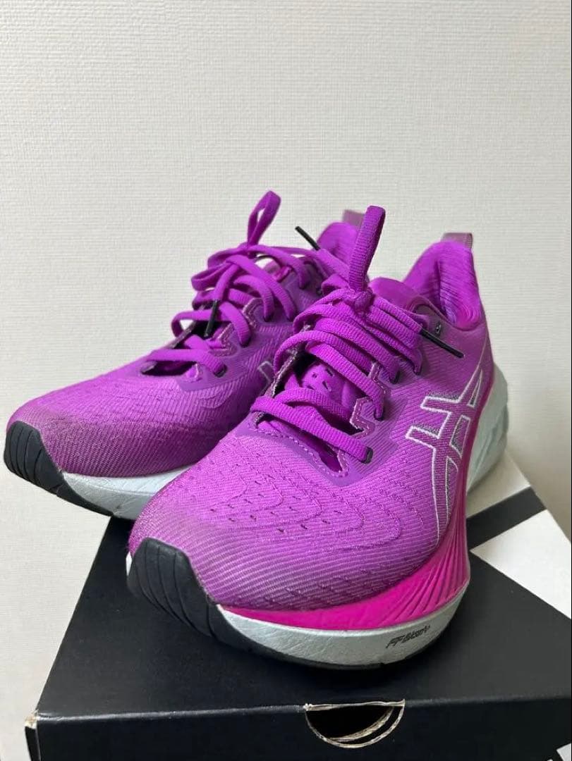 asicsレディース NOVABLAST 4ランニングシューズ