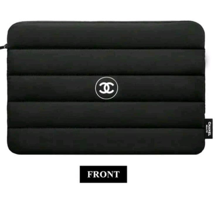 【美品❤即日発送】CHANEL　ノベルティ　PCケース