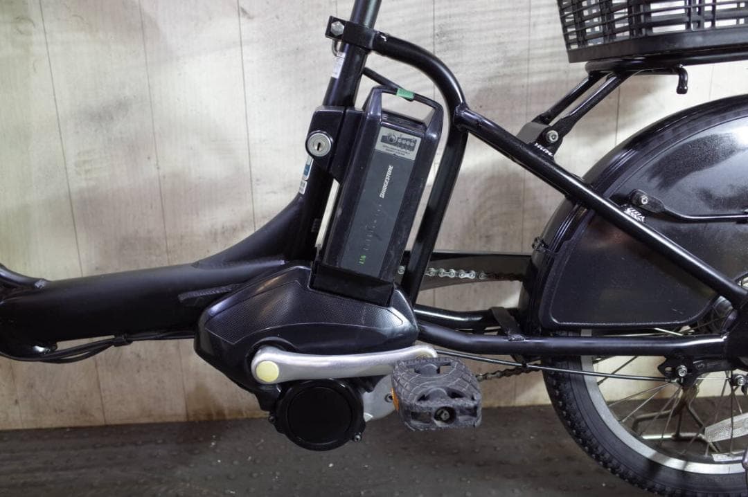 ブリヂストン アンジェリーノプティットe A20L36 20型8.7AH無光沢黒