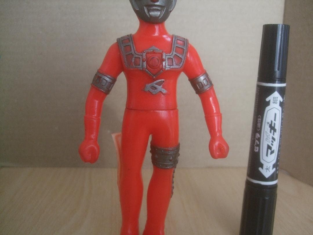 ポピー★ウルトラマンアストラ★ソフビ