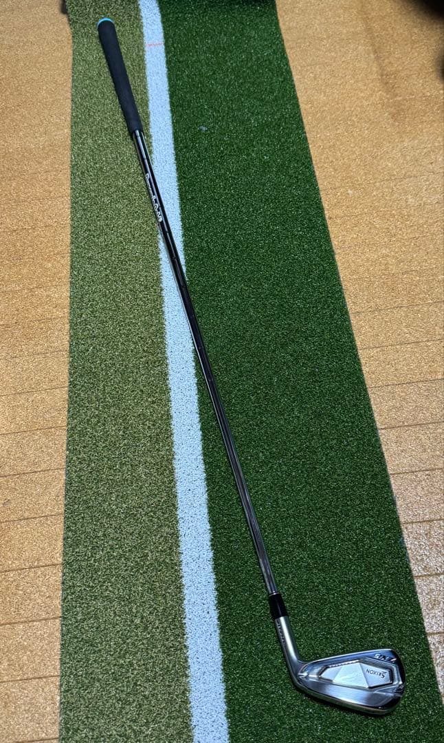 スリクソン　zxi5 アイアン　4番