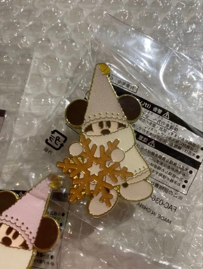 【新品未使用】2025クリスマス　リルリンリン　ピンズ　コンプリートセット