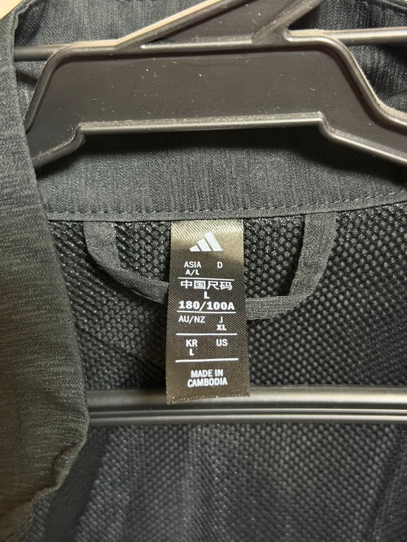 【完売品】リヴァプール　25-26プレゼンテーションジャケット