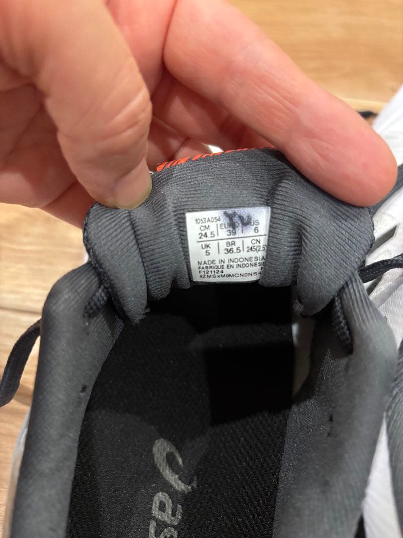 ASICS バレーボールシューズ 24.5㎝