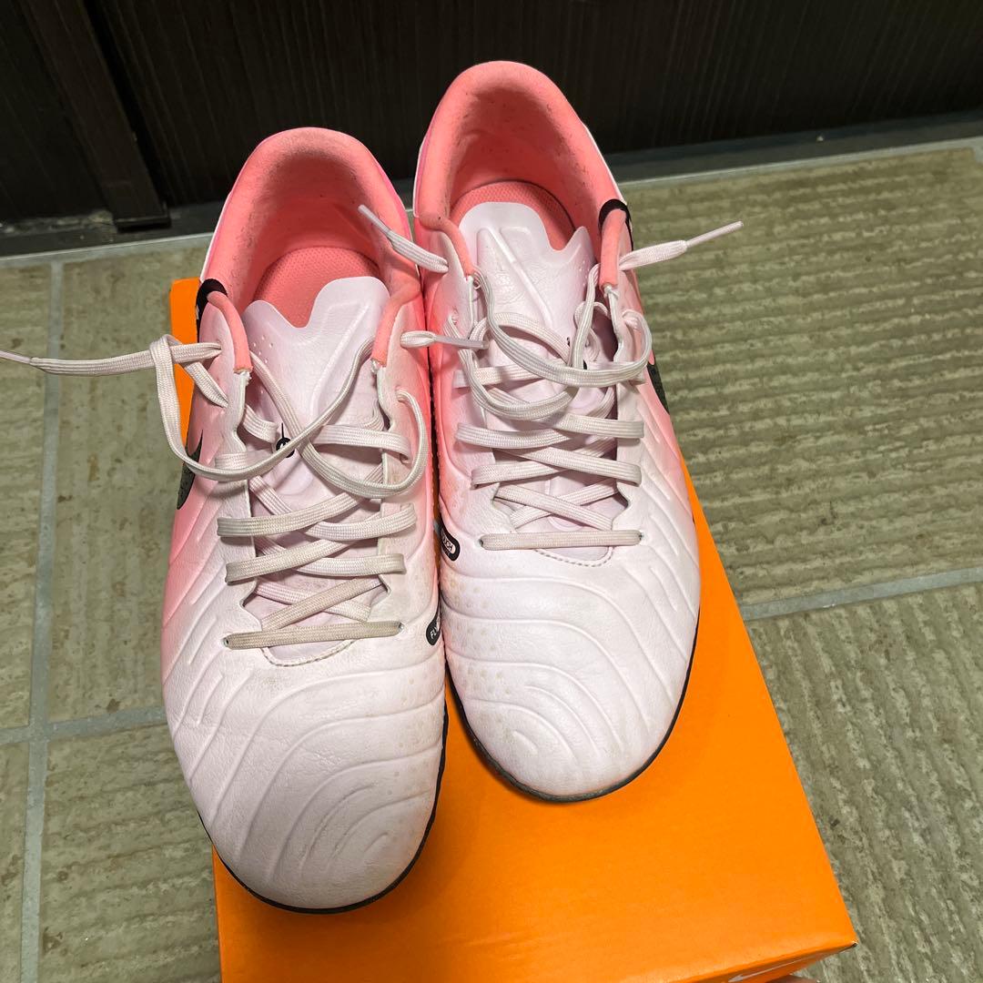 Nike サッカーシューズ ピンク ブラック