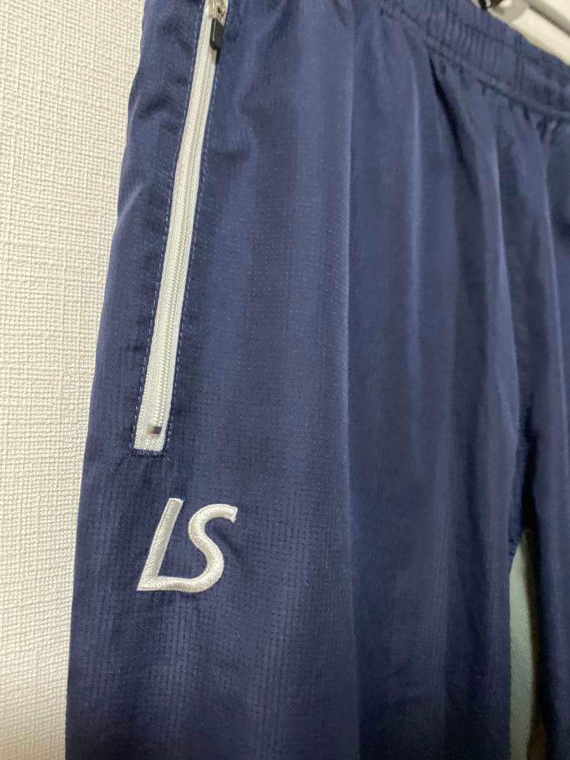【廃盤】ルースイソンブラ　LUZeSOMBRA ナイロン ピステ上下セット XL