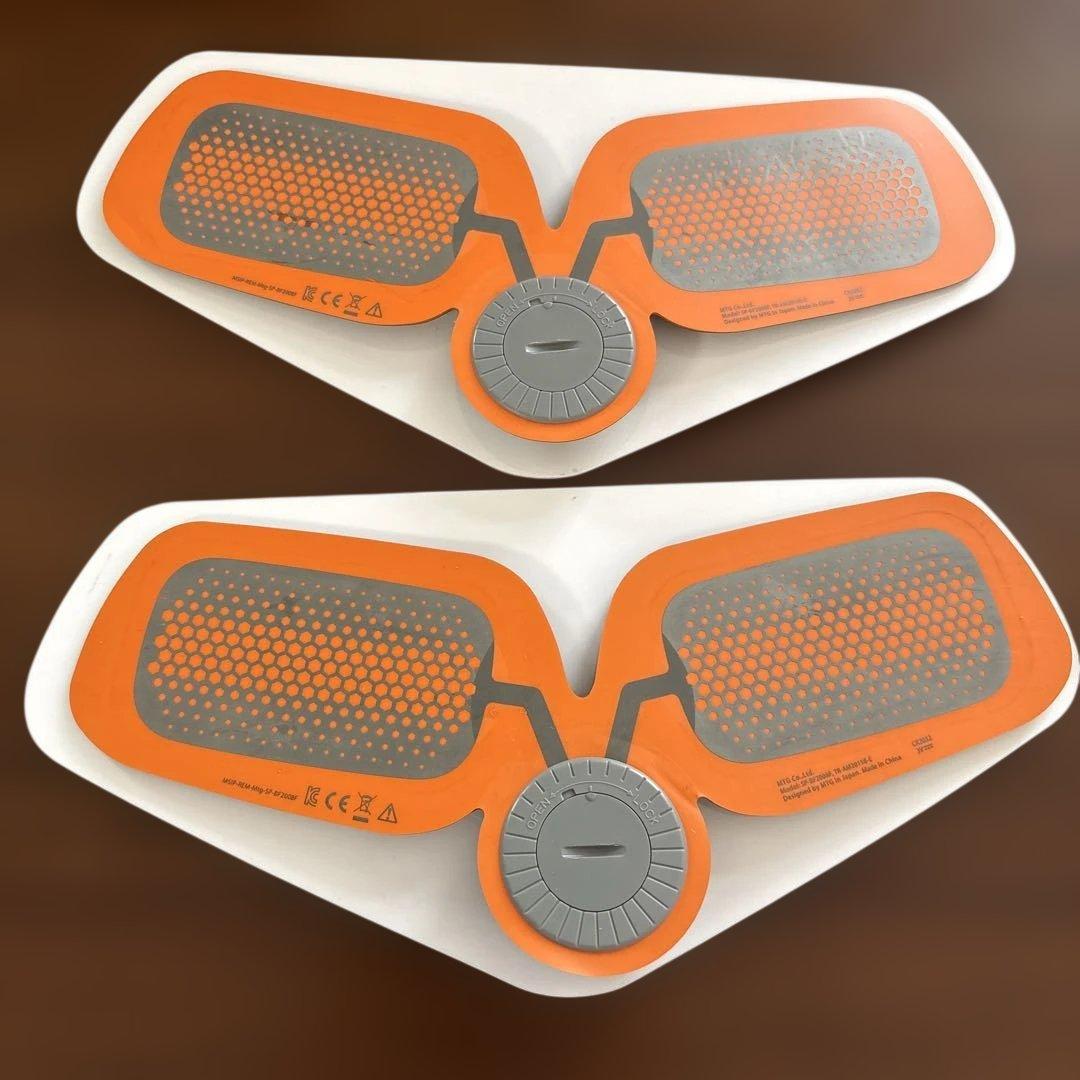 SIXPAD 純正替えパッド付き