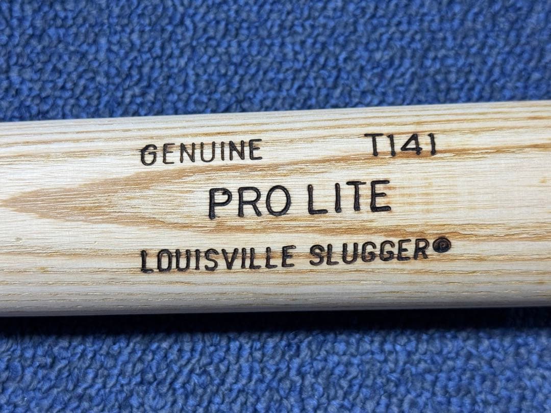 Louisville Slugger PRO LITE 野球木製硬式バット