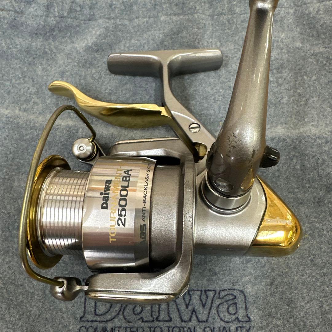 DAIWA ダイワトーナメントISO 2500LBAと替スプール2000LBA