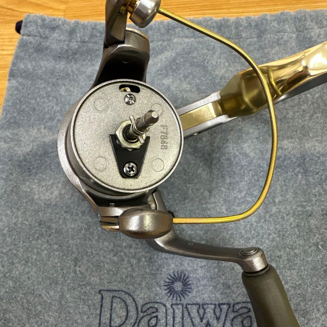 DAIWA ダイワトーナメントISO 2500LBAと替スプール2000LBA