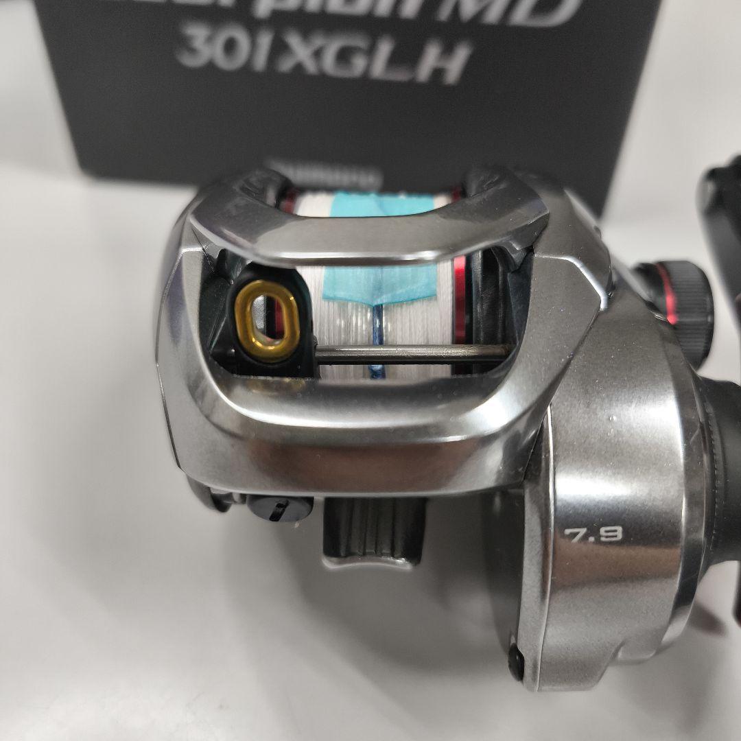 美品 シマノ スコーピオンMD 301XGLHベイトリール
