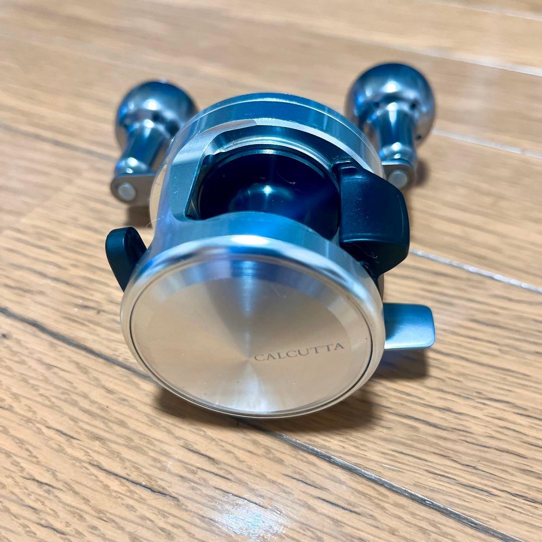 美品 シマノ 12 カルカッタ 100 SHIMANO CALCUTTA