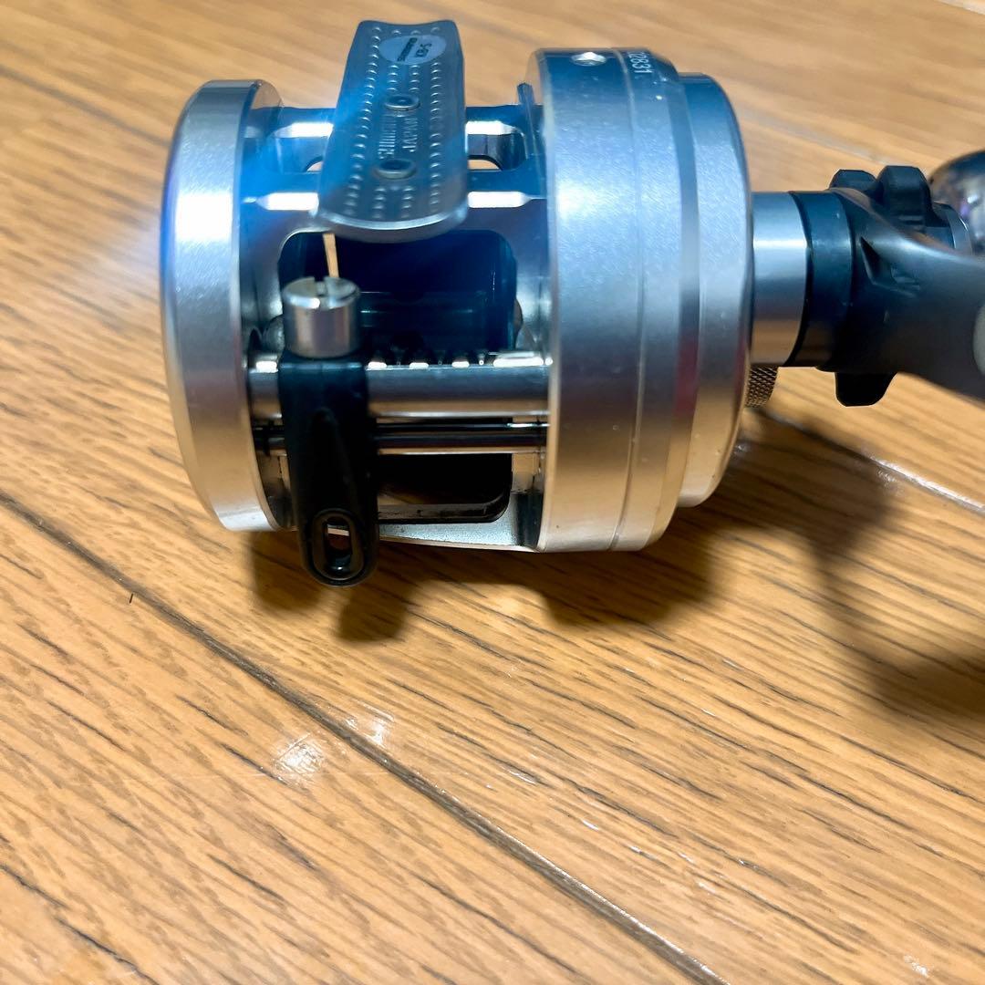 美品 シマノ 12 カルカッタ 100 SHIMANO CALCUTTA