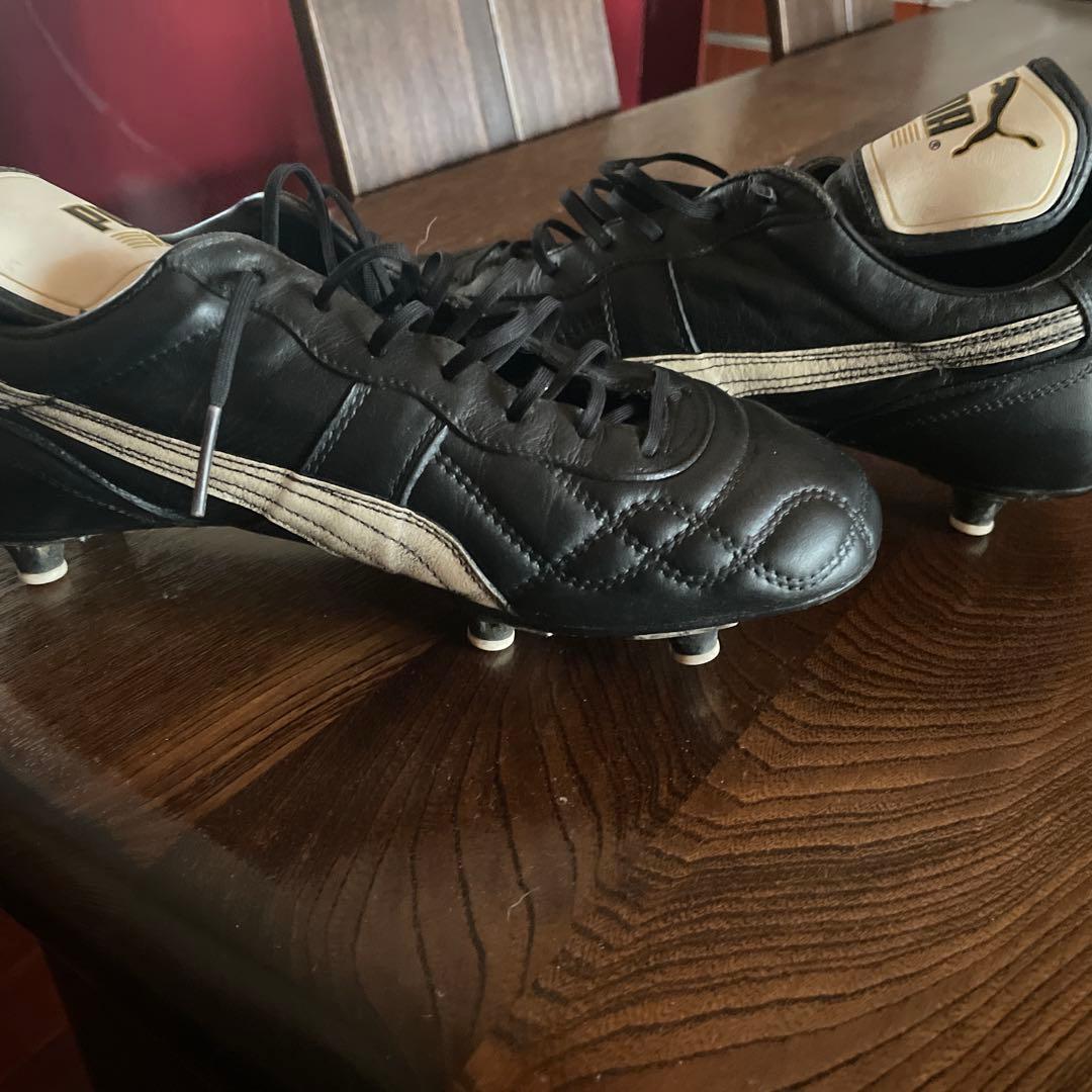 PUMA KING プロ ブラック シューズ