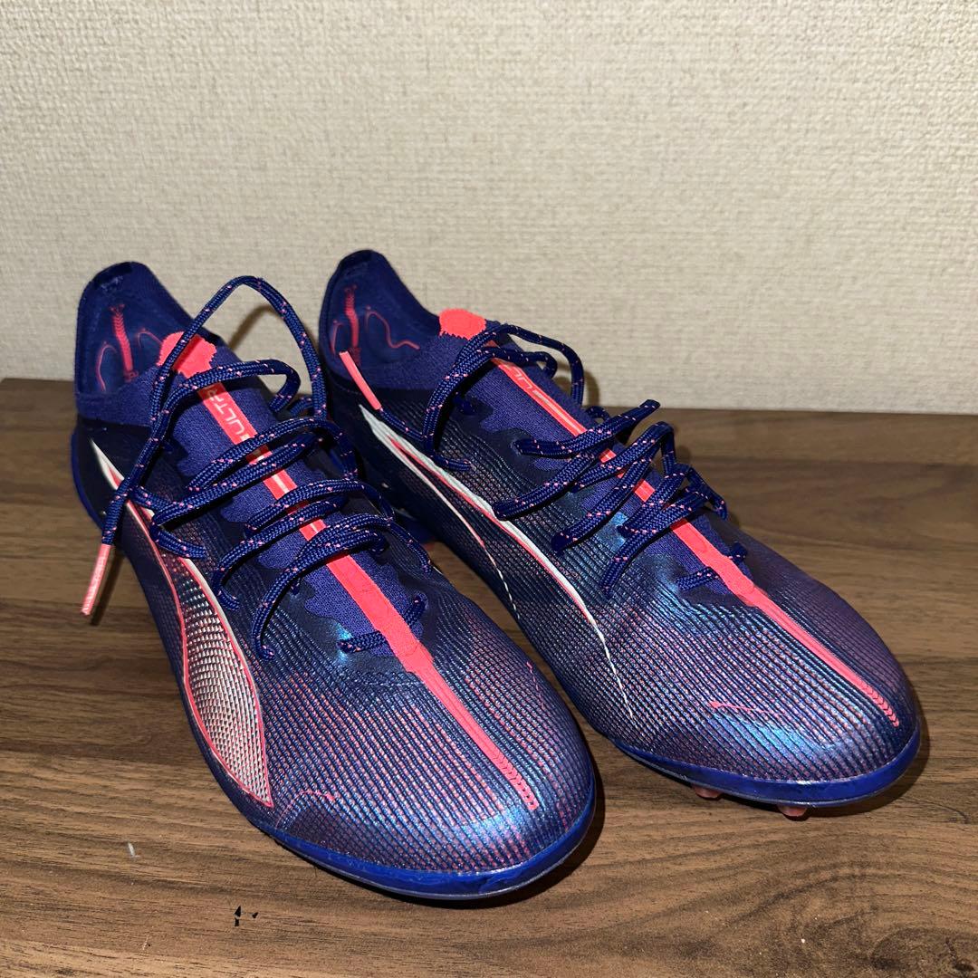 ⭐️値下げしました⭐️Puma ウルトラ　スパイクシューズ ネイビー/レッド