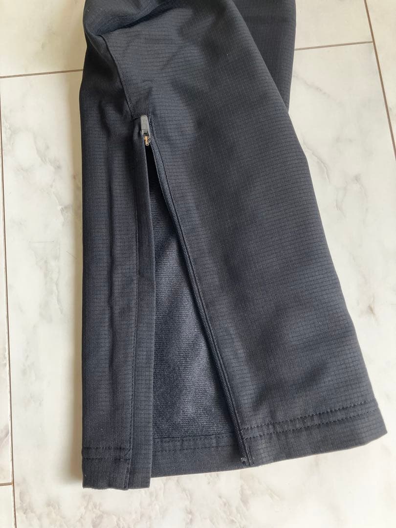★美品★UNDER ARMOURレディース　セットアップ　コールドギア　M L