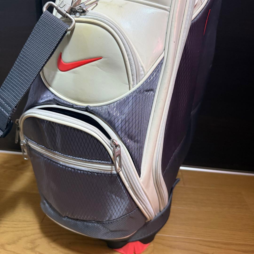 Nike ゴルフキャディバッグ ホワイト/グレー/レッド