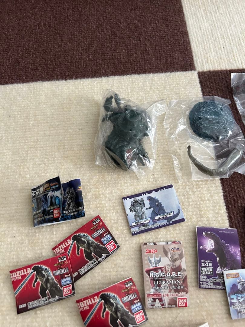 ゴジラ HG ガチャガチャ ガチャポン シンゴジラ HG フィギュアセット