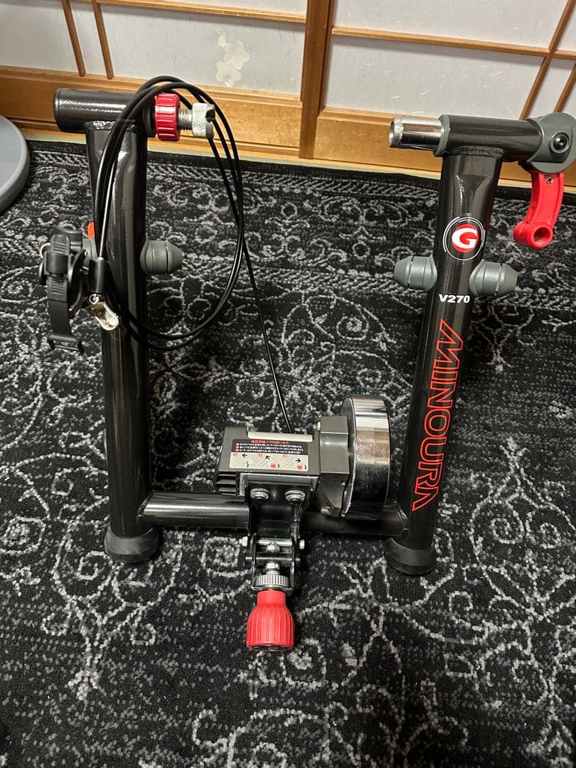 【練習タイヤ付】固定ローラー MINOURA V270