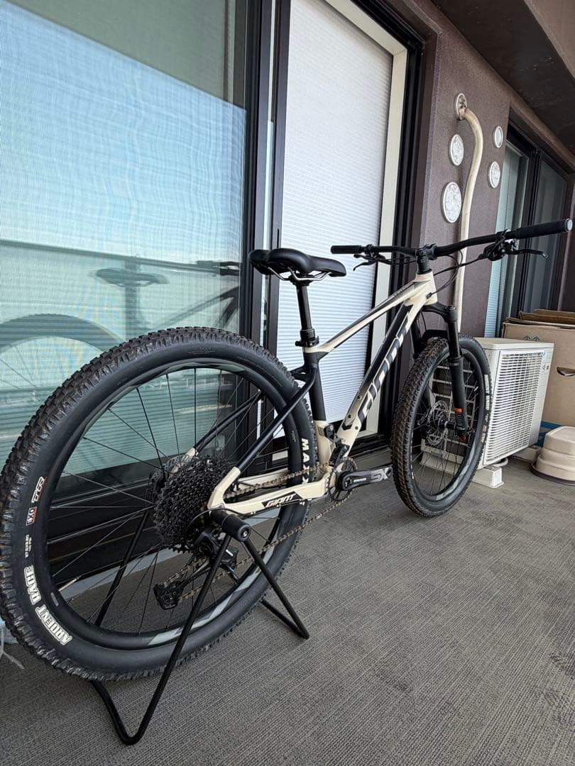 手渡しのみ GIANT FATHOM2 【シマノDEORE XTブレーキカスタム