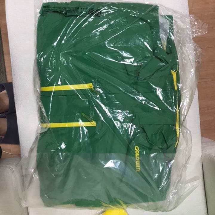 スキーウェア上下セット【未使用】