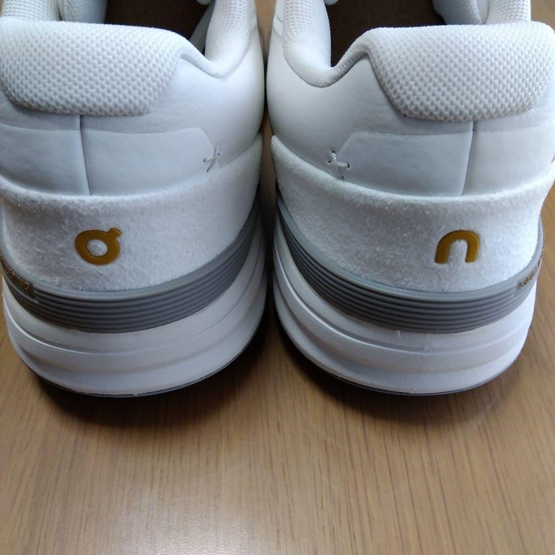 On The ROGER Pro Ace２７センチ 新品