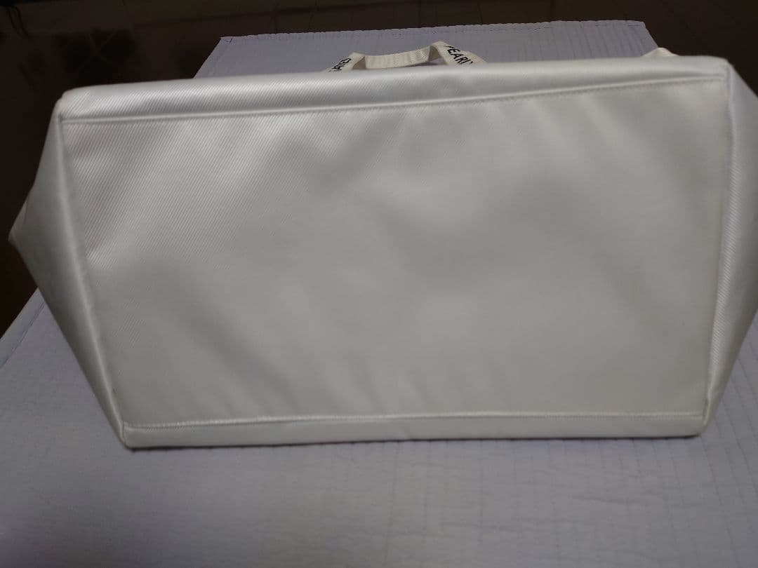【中古品】PEARLY GATES ゴルフバッグ 大容量 ホワイト