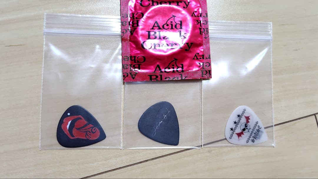 Acid Black Cherry ピック 3枚セットコンドーム