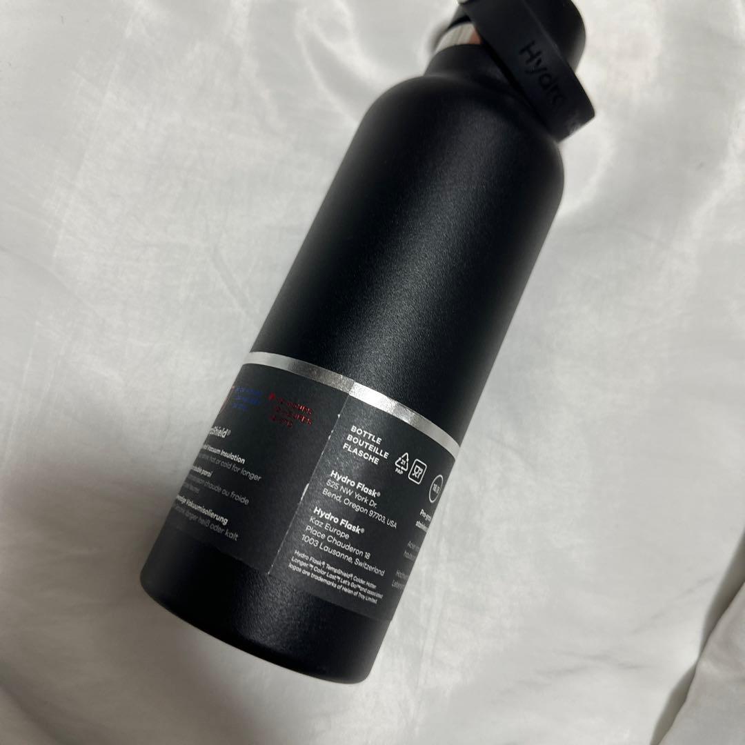 新品　廃盤　ブラック　Hydro Flask ステンレス製水筒 18oz
